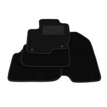 Carica l&#39;immagine nel visualizzatore di Gallery, Tappetini Mitsubishi Colt 5 porte 2004-2008 - 2 ganci di fissaggio