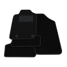 Carica l&#39;immagine nel visualizzatore di Gallery, Tappetini Peugeot 206 CC - Coupé Cabrio 2001-2007 - 2 ganci di fissaggio lato guida